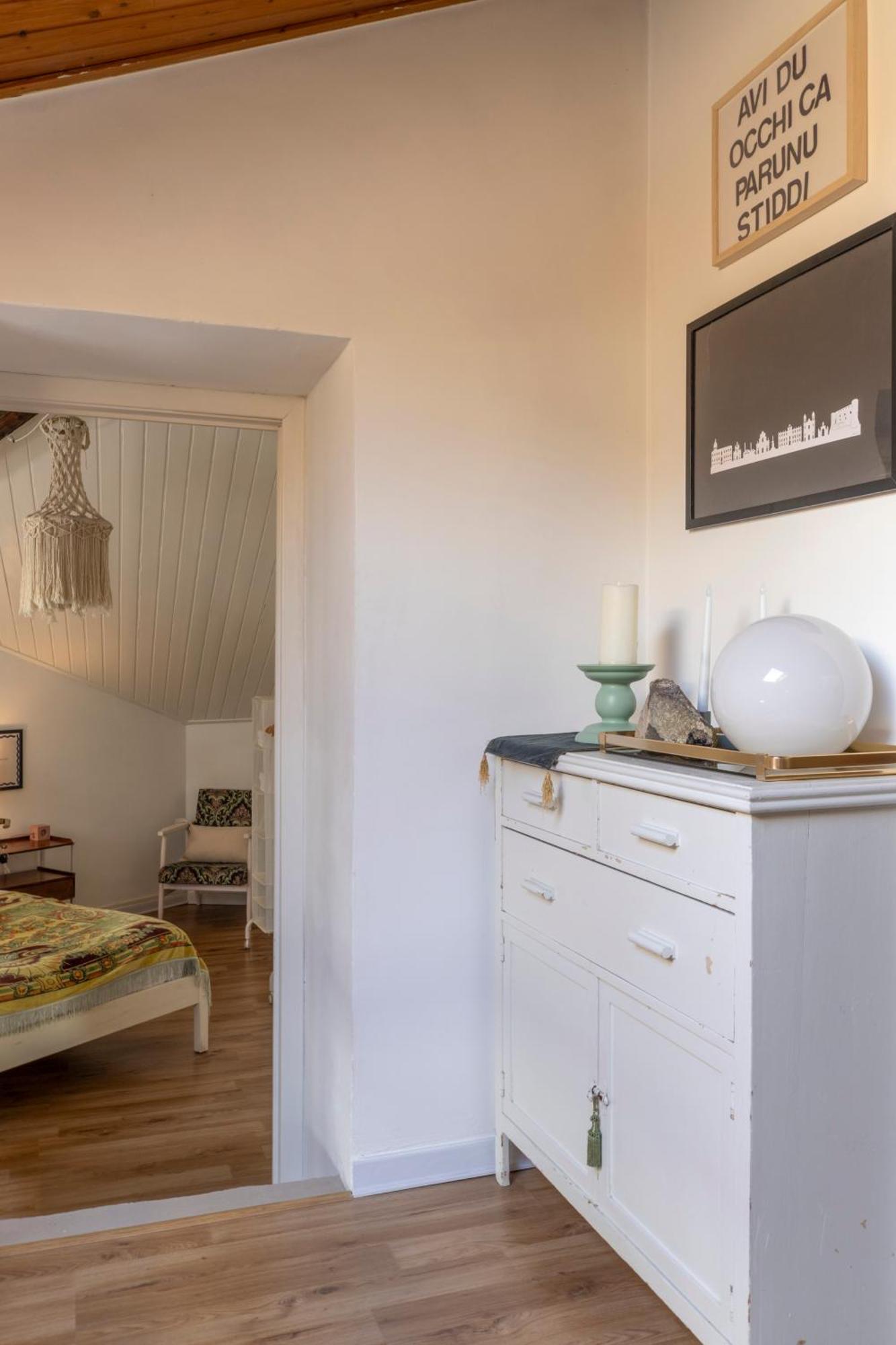 Homestay Catania Bagian luar foto